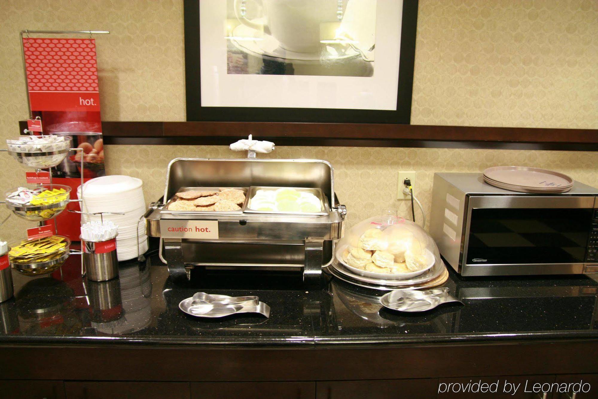 Hampton Inn טופיקה מראה חיצוני תמונה
